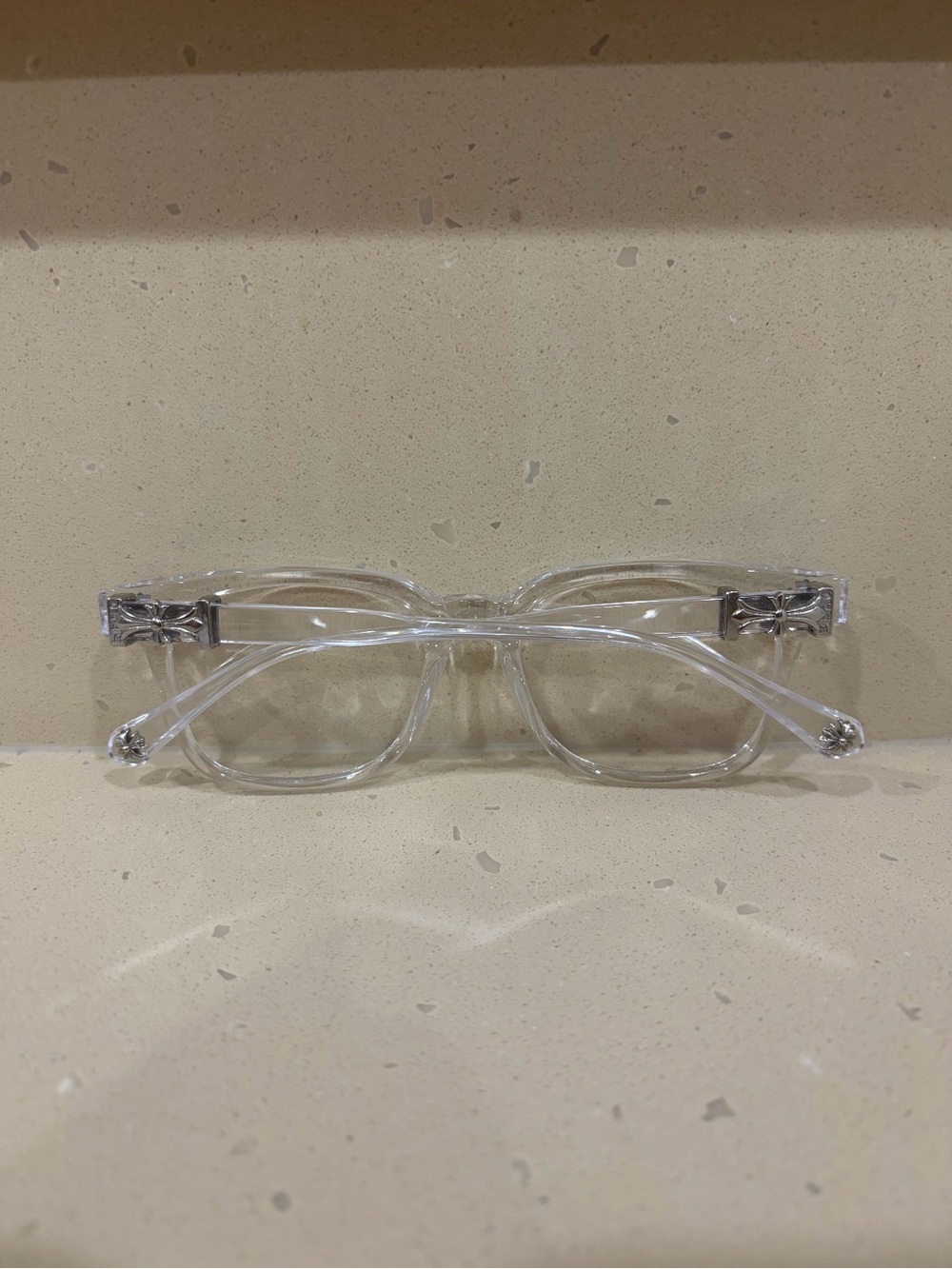 sunglasses - Picture 2 of 4